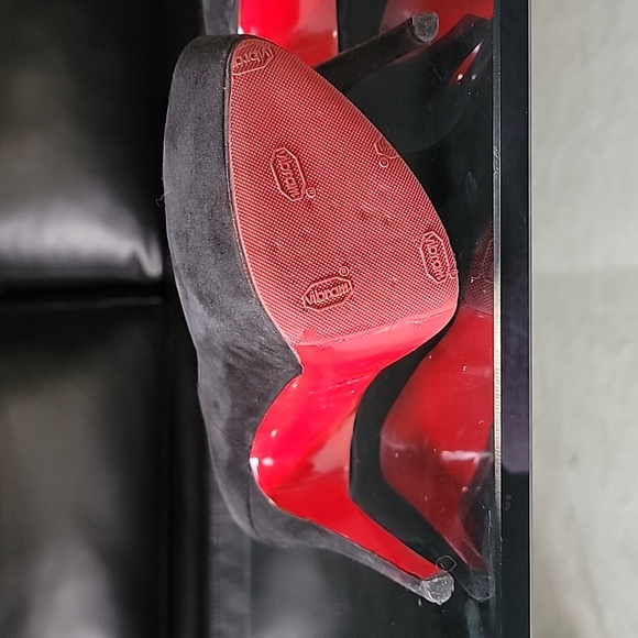 Christian Louboutin Daffodile Platform Pump - Picture 7 of 10